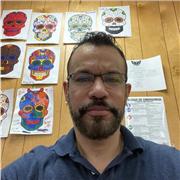 Hola, soy profesor de inglés, español. Soy licenciado en inglés, español e italiano. Vivo en Houston, TX. Ahora estoy en Medellin, Colombia:-) Trabaje en cruceros por 5 años. Me gusta mucho hablar italiano! Saludos!